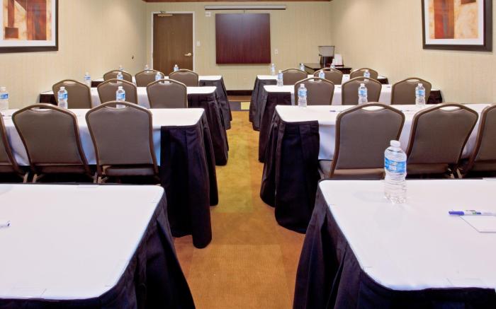 Holiday Inn Express Arlington Interstate 20 Parks Mall By IHG