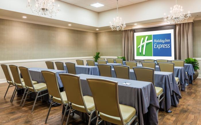 Holiday Inn Express Fairhope - Point Clear By IHG