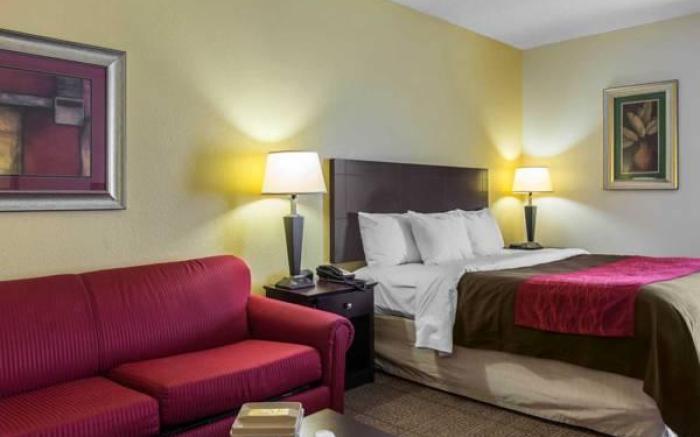 Comfort Inn & Suites