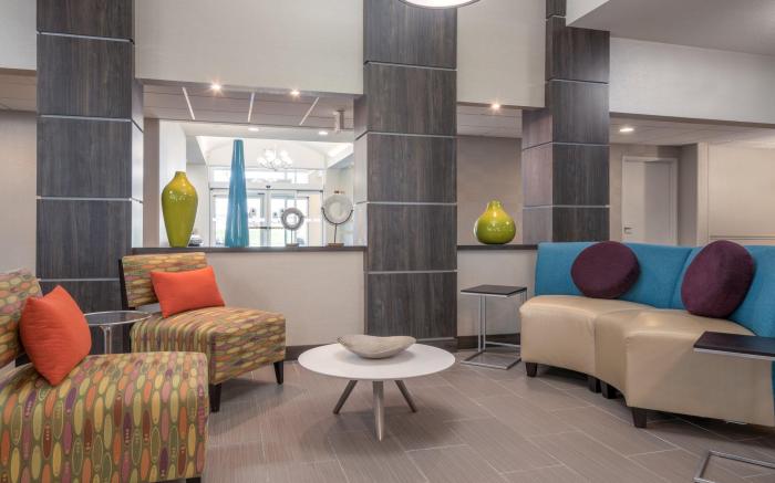 Holiday Inn Express Hotel & Suites Ames By IHG
