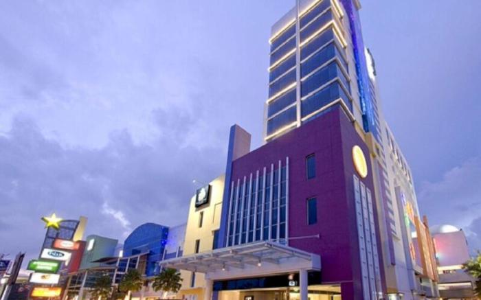 TS Suites Surabaya