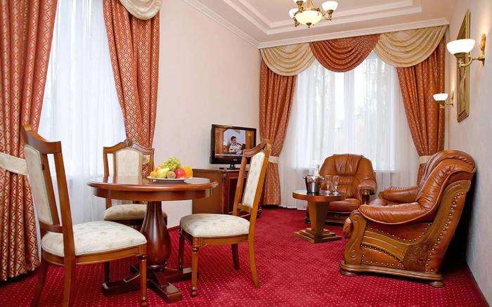 Ukraina Hotel