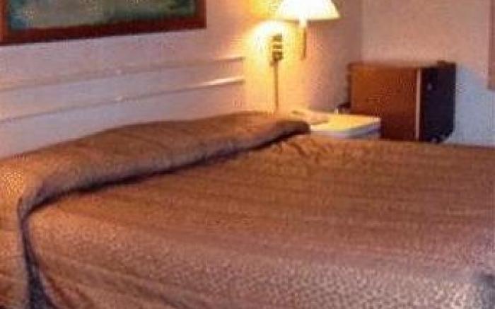 Starlite Motor Inn