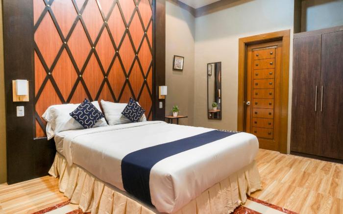 Capital O 460 World Palace Hotel