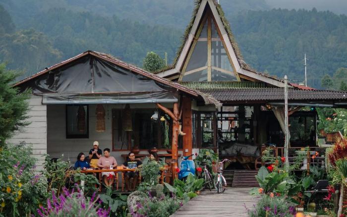 PonDaNu Cabins By The Lake