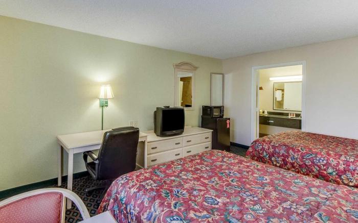 Econo Lodge Falfurrias Hwy 281