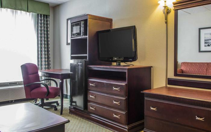 Holiday Inn Express And Suites Atlantic City W Pleasantville By IHG