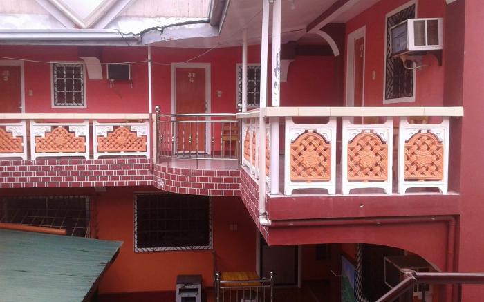 Buena Lynne's Resort and Buena Maria Mountain Farm Resort