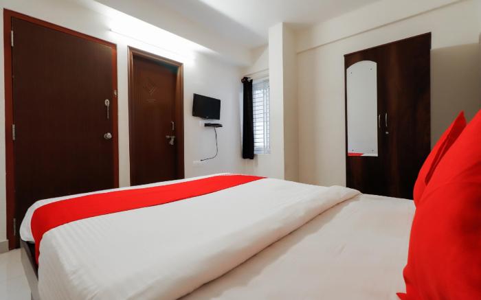 Super GN Collection O Near Rajajinagar Industrial Estate
