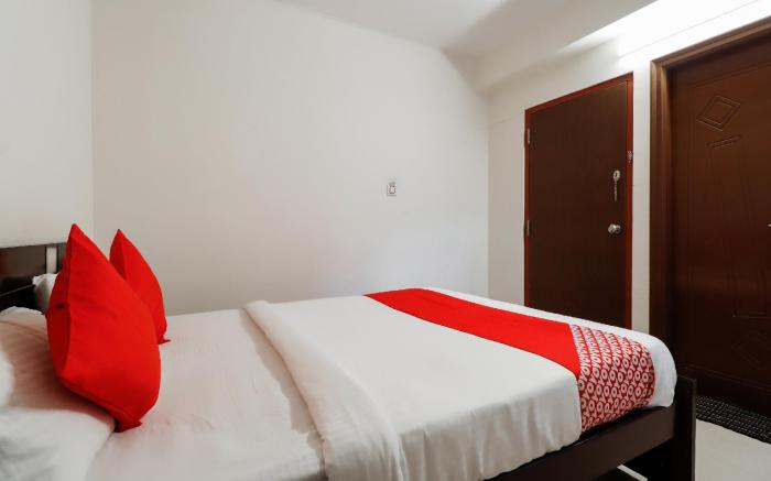 Super GN Collection O Near Rajajinagar Industrial Estate