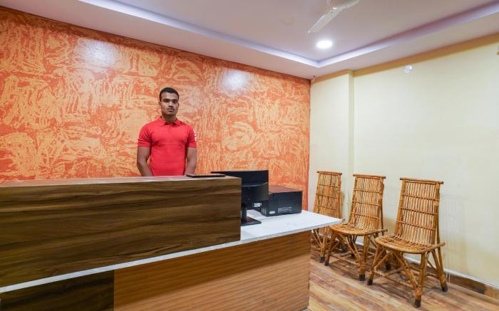 Hotel O R Square Stay Near LB Nagar Metro