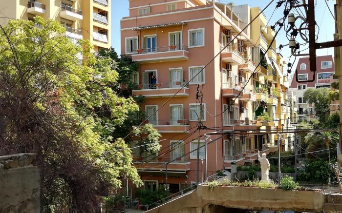 The Grand Meshmosh Hotel