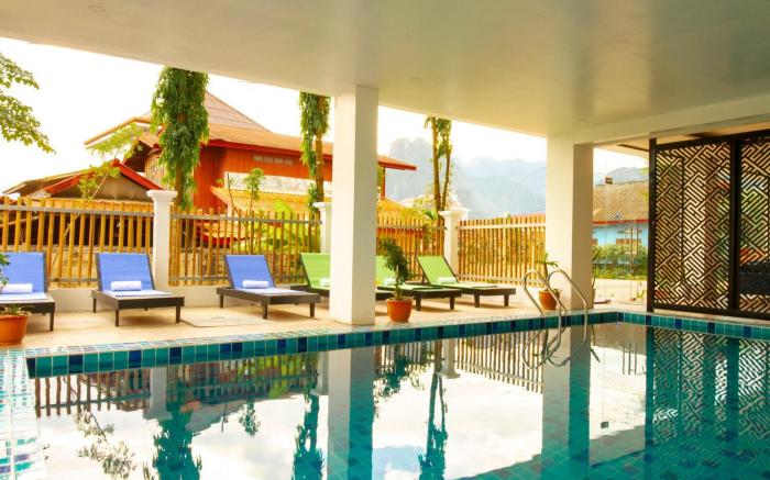 Vang Vieng Top View Hotel