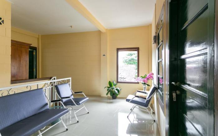 RedDoorz Syariah near Titik Nol Yogyakarta