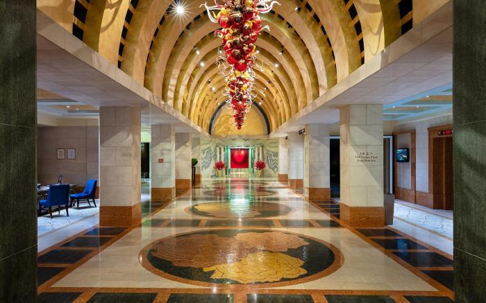 Resorts World Sentosa - Crockfords Tower