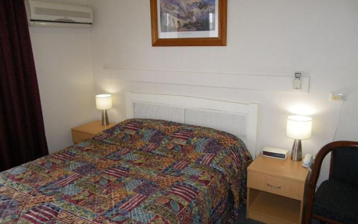 Bega Motel                                                                                  