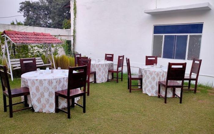Hotel Meera