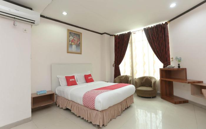 OYO 2057 Hotel Kharisma