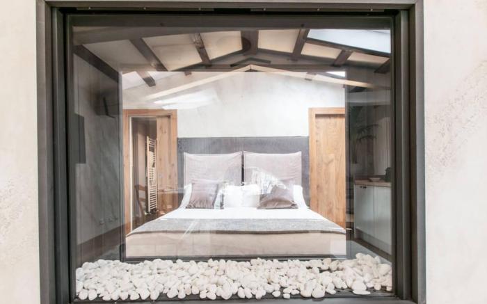 RUBINO Suite with Water view & Fireplace