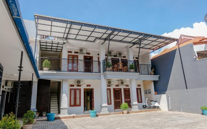 OYO 1566 El Reyshi Family Residence Syariah