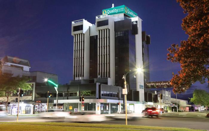 Quality Suites Central Square