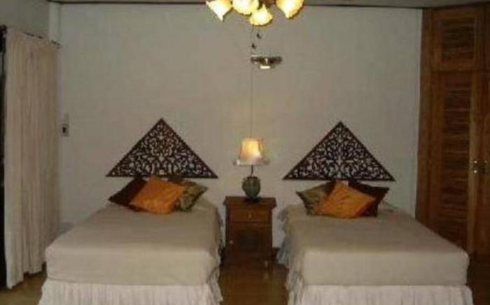 Ruen Thai Rim Haad Resort