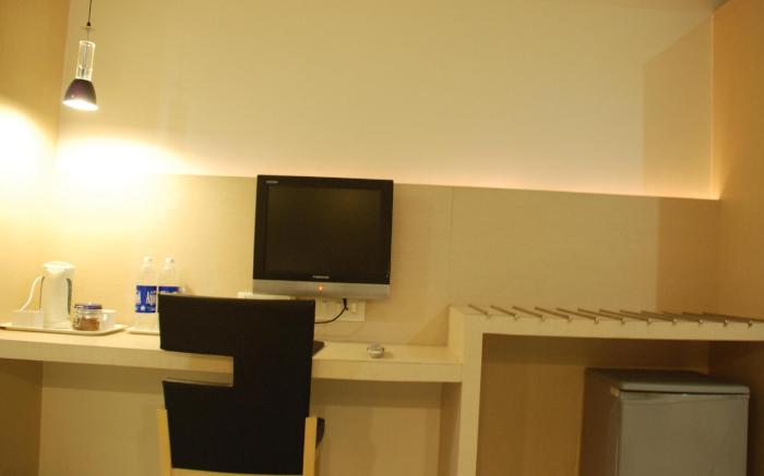 The Oriental Residency Hotel