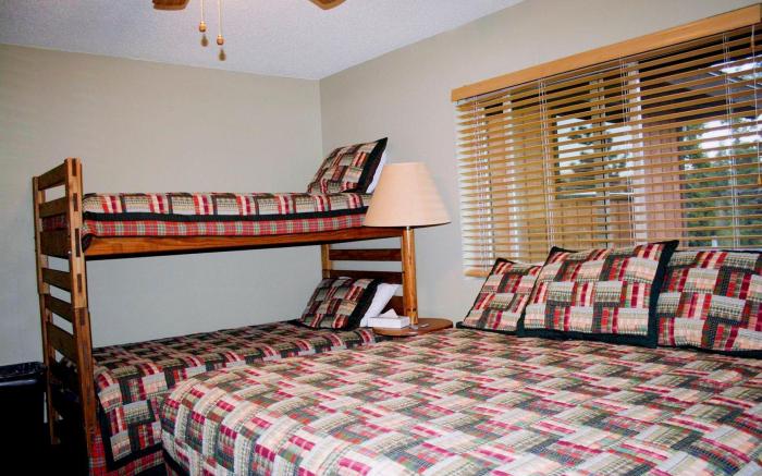Montecito Sequoia Lodge