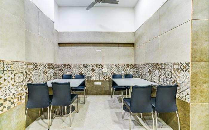 FabHotel Laaiba Residency