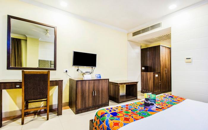 FabHotel Aay Kay