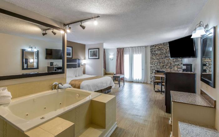 Quality Inn & Suites Gatlinburg North