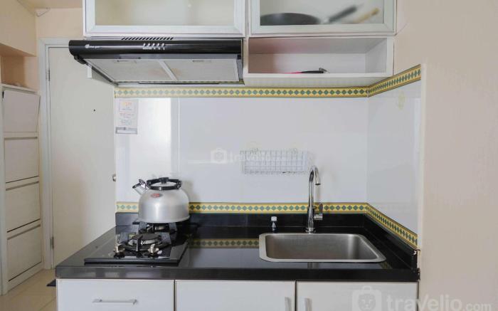 Cozy 2BR for 3 Pax Green Pramuka Apt By Travelio