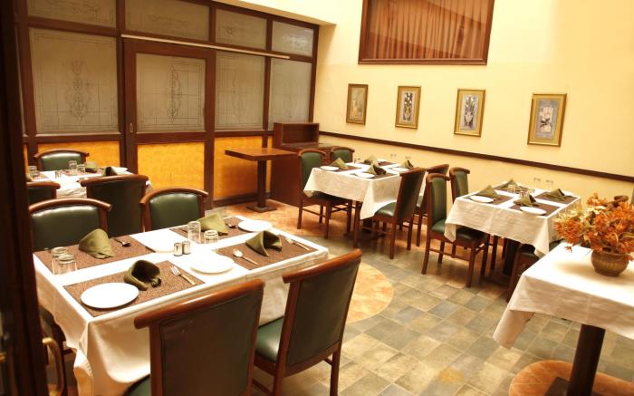 Hotel Corporate Inn