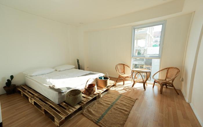 Petit Espace Boutique Hostel