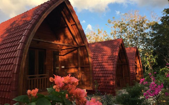 Bougainvillea Bungalow