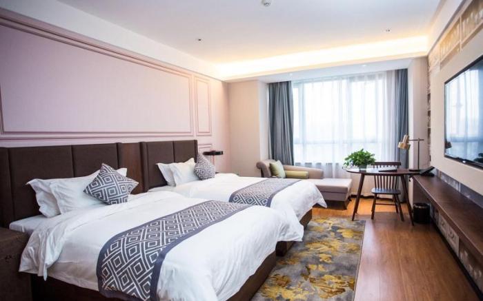 GEM Hotel Luoyang Longmen High Speed Railway Station Univerisity Town
