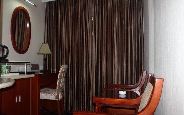 Jun Hotel Guizhou Guiyang Yunyan District Yunyan Square