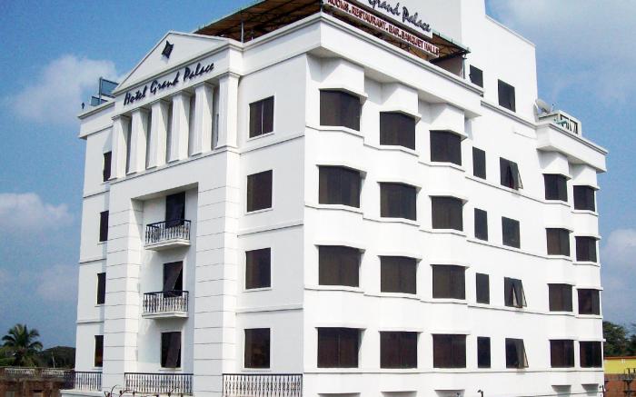 Hotel Grand Palace