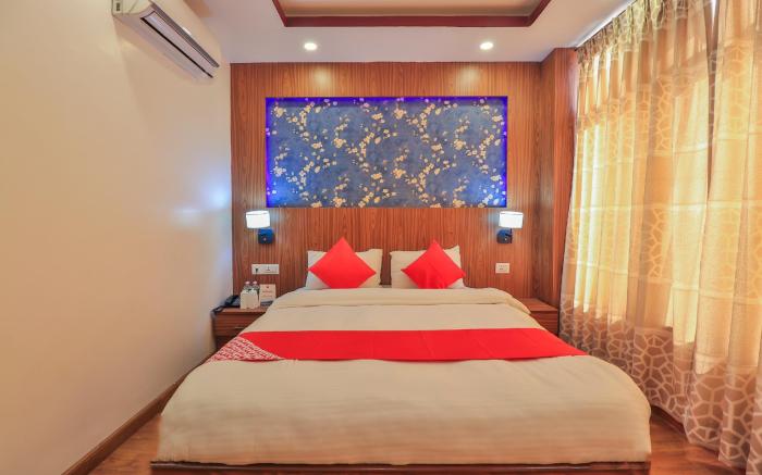 OYO 676 Hotel Maalaxmi Inn
