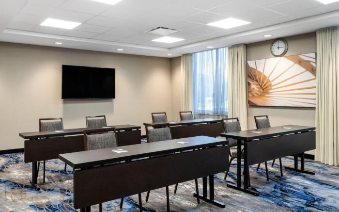 Fairfield Inn & Suites Minneapolis North
