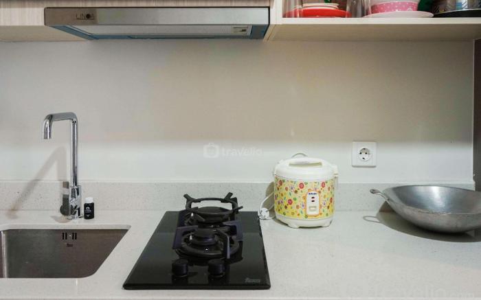 New Furnished Studio @ Gold Coast Apt By Travelio