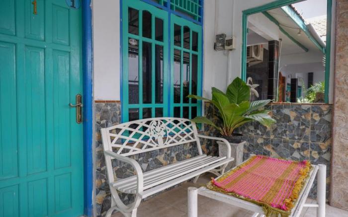 RedDoorz Syariah near Alun Alun Balai Kota Tegal