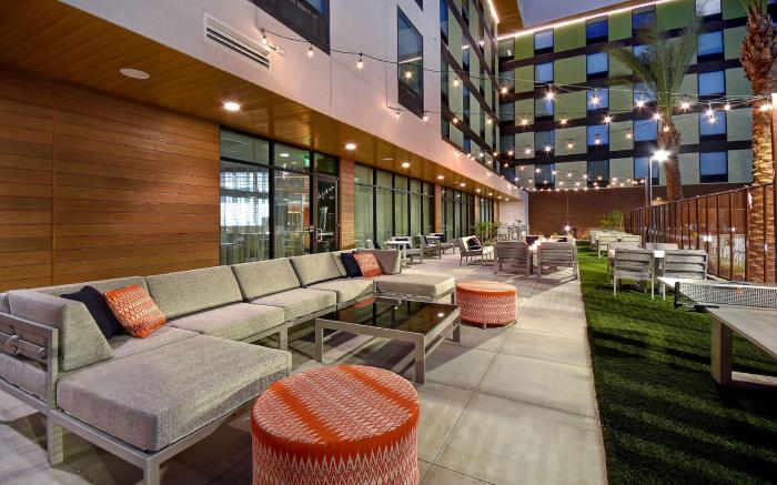 Home2 Suites by Hilton Las Vegas Convention Center