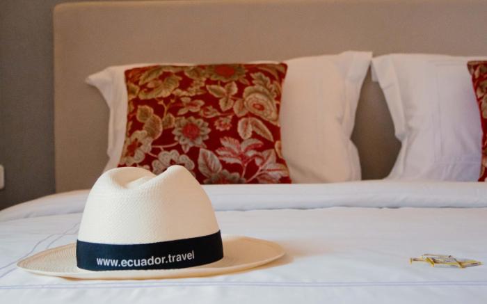 ADAMAS HOUSE HOTEL