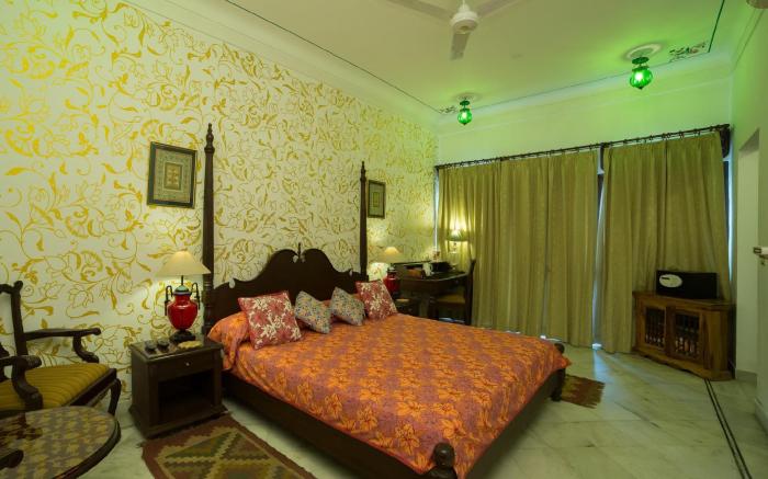 Hotel Mahendra Prakash