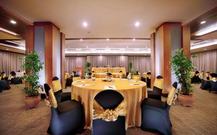 GOLDEN TULIP BALIKPAPAN HOTEL AND SUITES