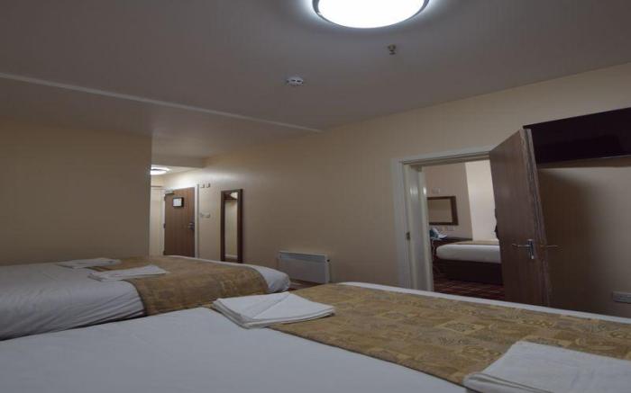 Lucky 8 Hotel