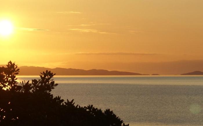 Te Puru Beach Lodge