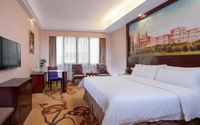 Vienna International Hotel Nanning East Station