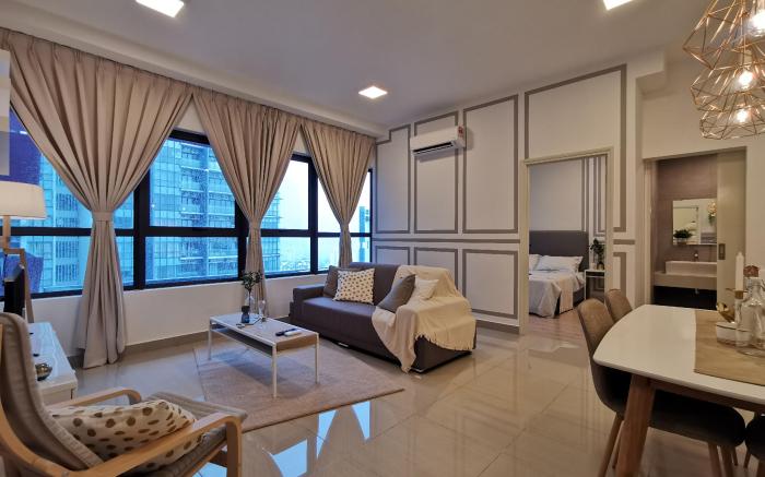 Arte Plus | 2 bed 2 bath | White Theme homestay